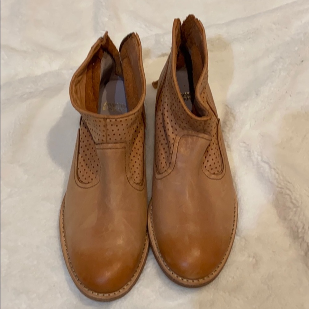 Johnston and Murphy Ankle booties. Super cute.